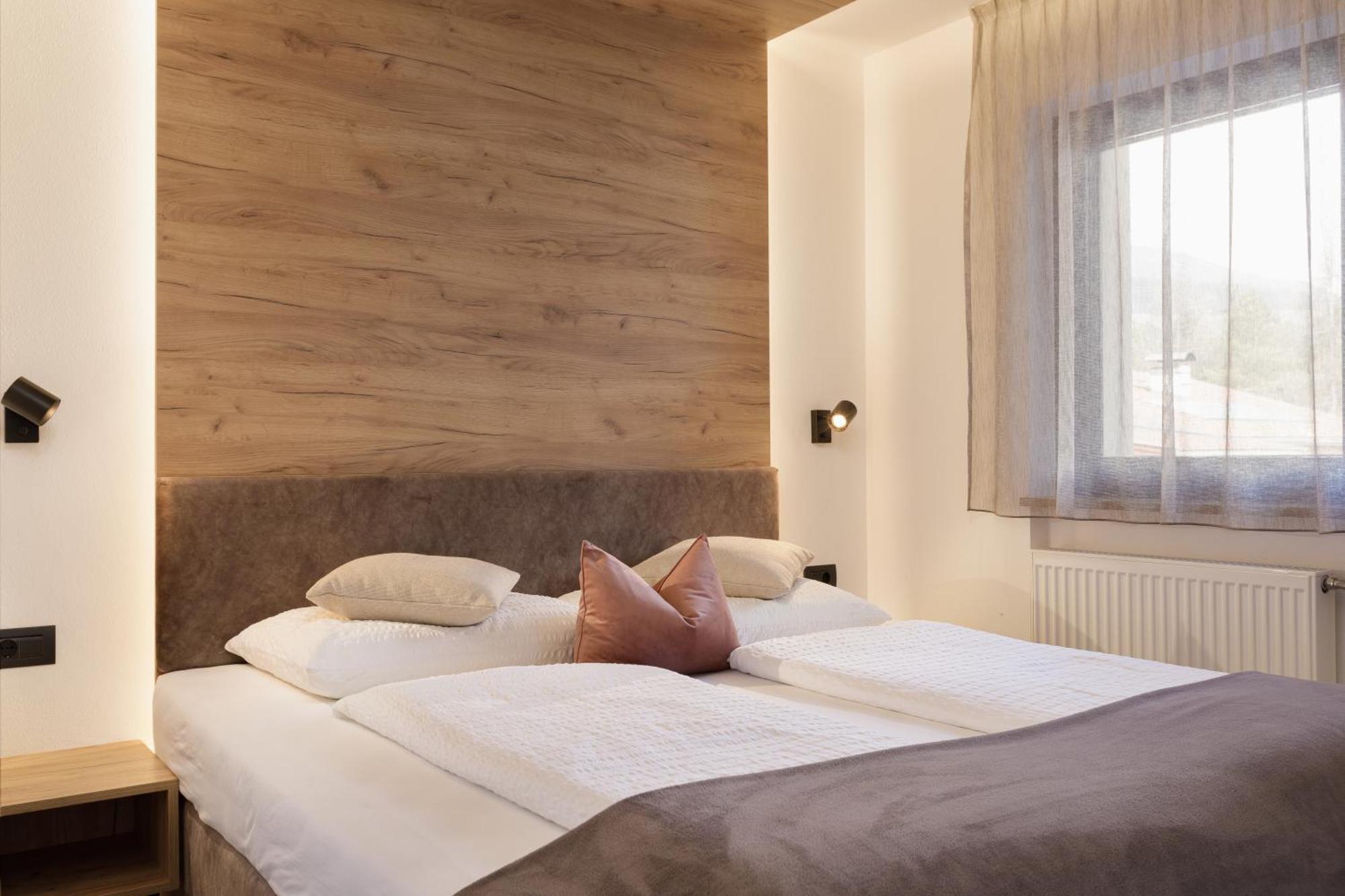 Family Aparthotel Winklwiese Olang Buitenkant foto