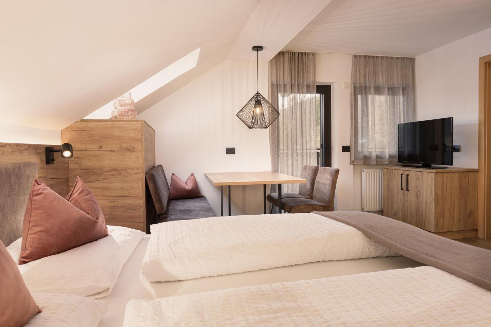 Family Aparthotel Winklwiese Olang Buitenkant foto